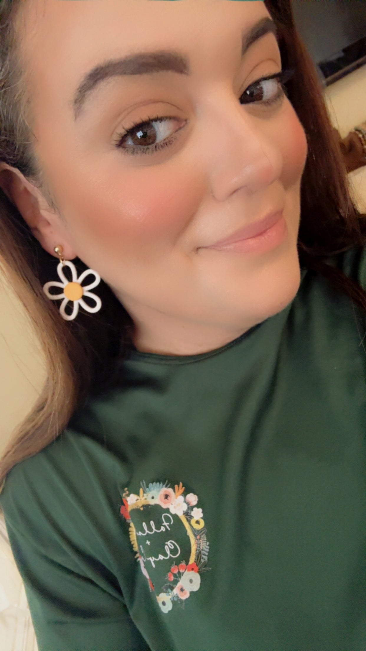 Cutout Daisy Dangle