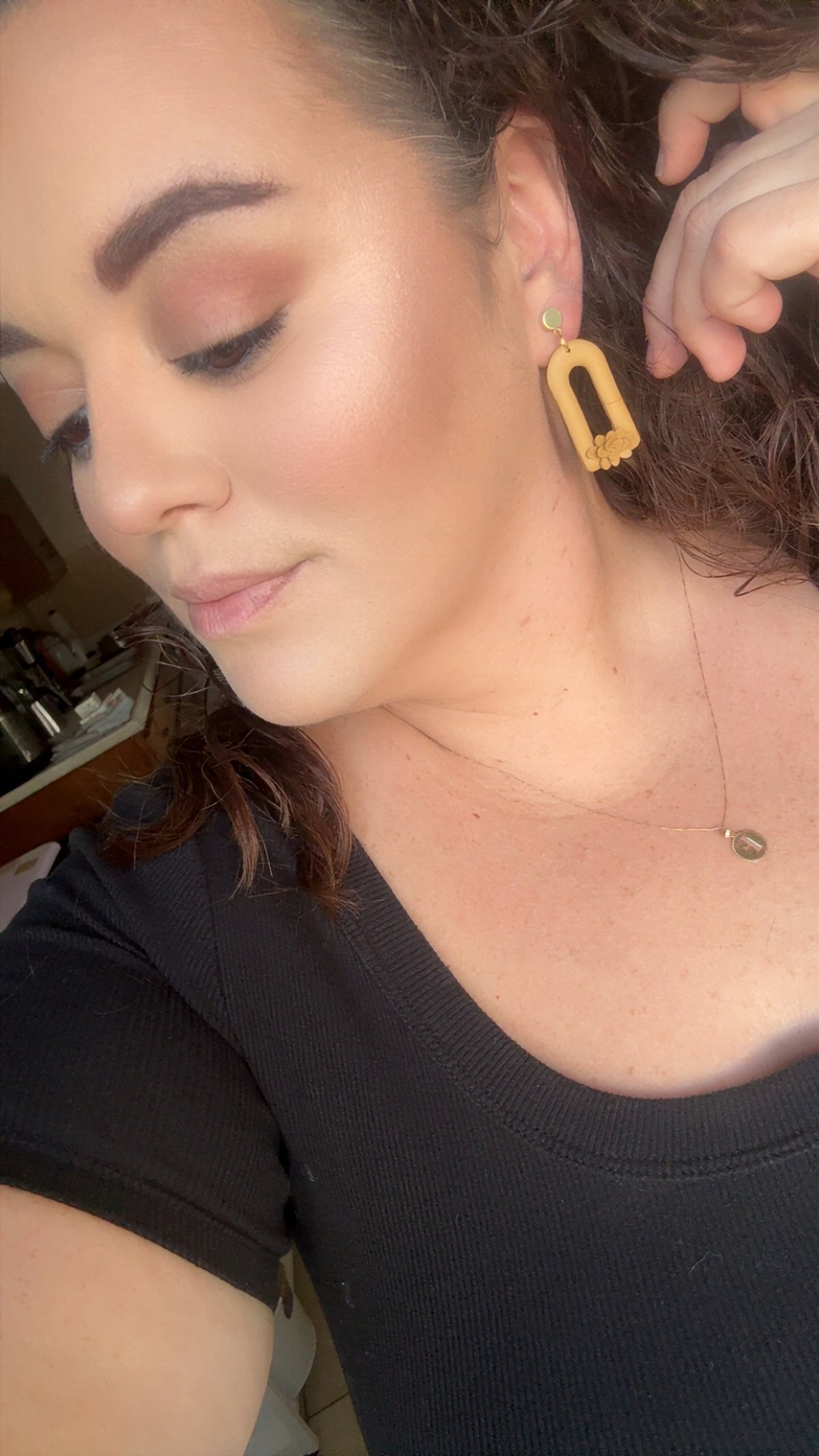 Rosa Dangle