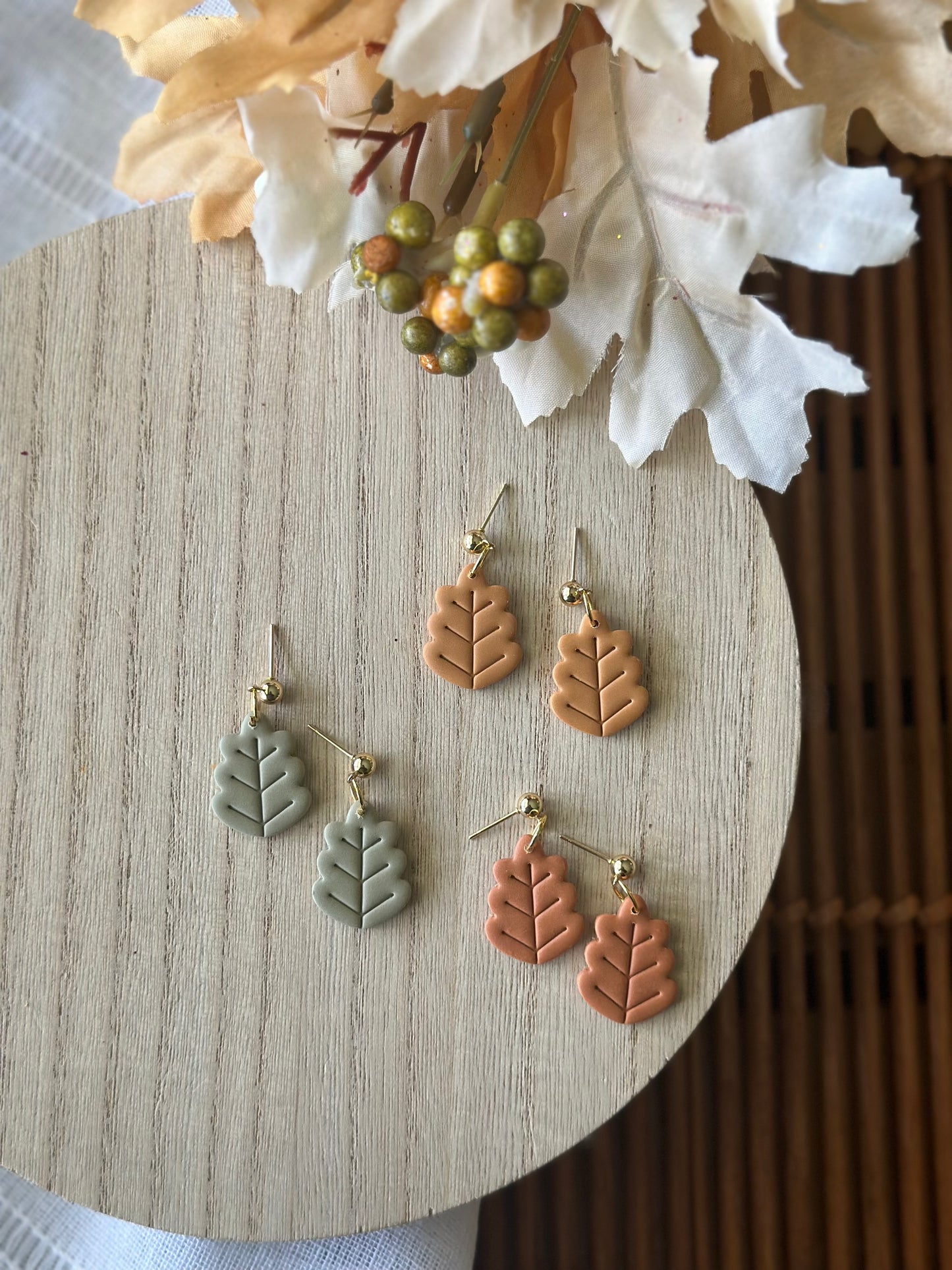 Basic Fall Leaf Dangle